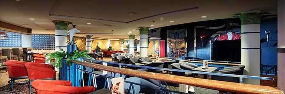 Akşam gösterileri ve eğlence konusunda Sunrise Queen Side'dan bir kare — kumköy plajı