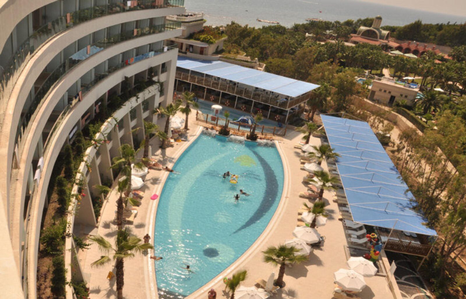 Sunrise Queen Luxury Resort & Spa — Açık havuz peyzajı — sunrise queen yorumları