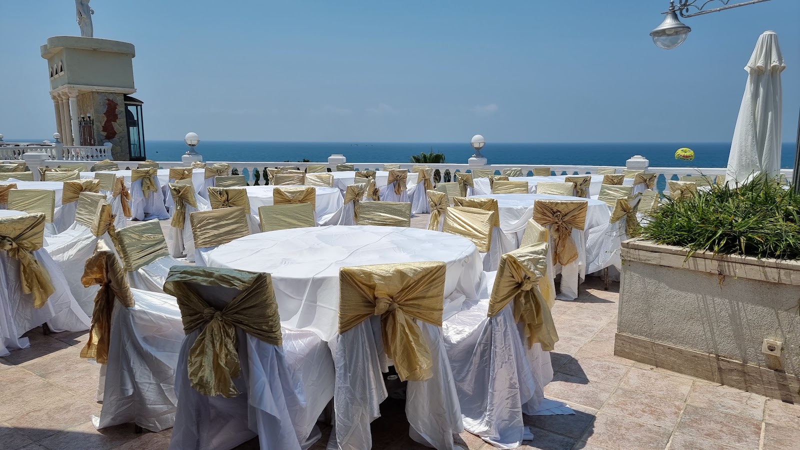 Davet & Banket — Sunrise Queen Hotel Side