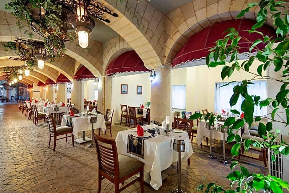 Restoran ve yeme-içme: Side Kumköy'de Sunrise Queen'den görünüm — side gezilecek yerler