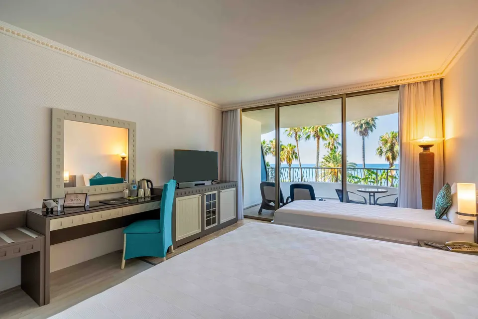 Terrassen-Zimmer — Sunrise Queen Hotel
